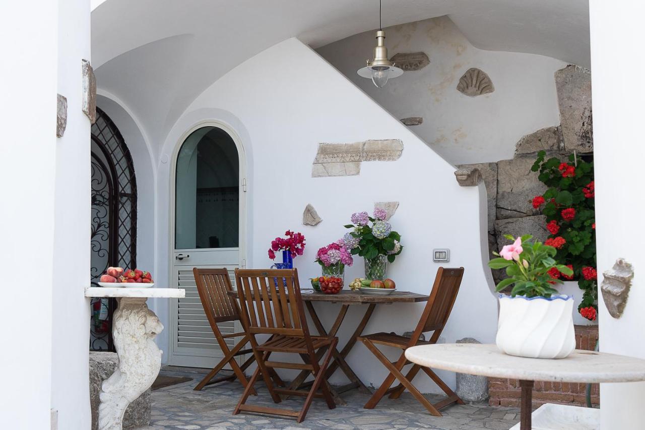 Villa Castello Apartments Κάπρι Εξωτερικό φωτογραφία